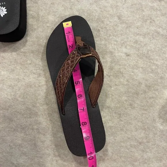 Yellow Box Norit Brown Comfort Flip Flops Women's Size 8 - Picture 7 of 7